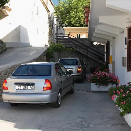5037d Appartement Kampor