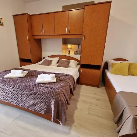 Apartment 5037d